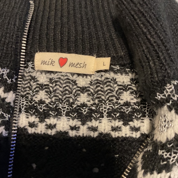 Mik Mesh adorable black and white cable knit mock turtleneck 1/4 zip Size L - Picture 5 of 7